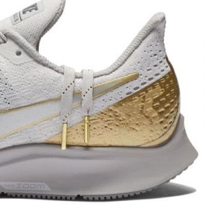 Кроссовки для бега Nike Air Zoom Pegasus 35 Metallic женские Серый цвет