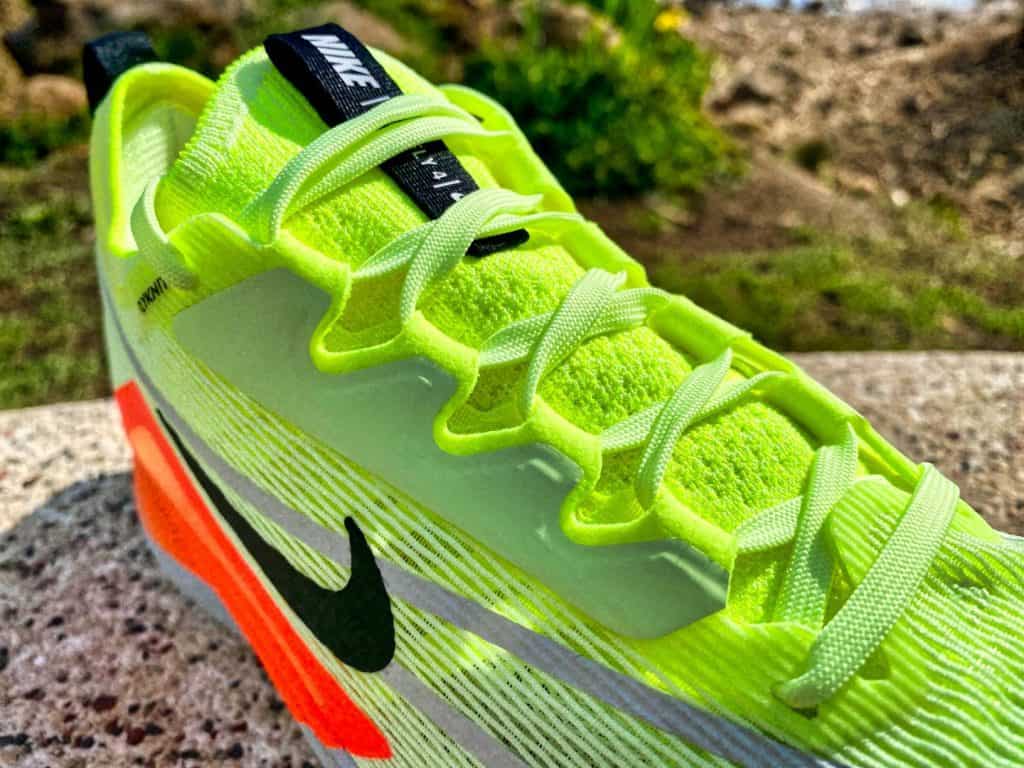 Кроссовки Nike Zoom Fly 4 - Шнуровка