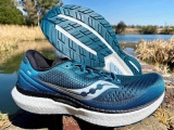 Обзор кроссовок Saucony Triumph 18